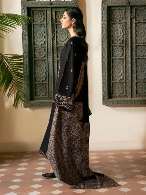 Mahraani_8 Izel 3Piece Embroidered Summer Lawn Collection 2026 IL-4451