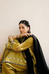 dhanak suit